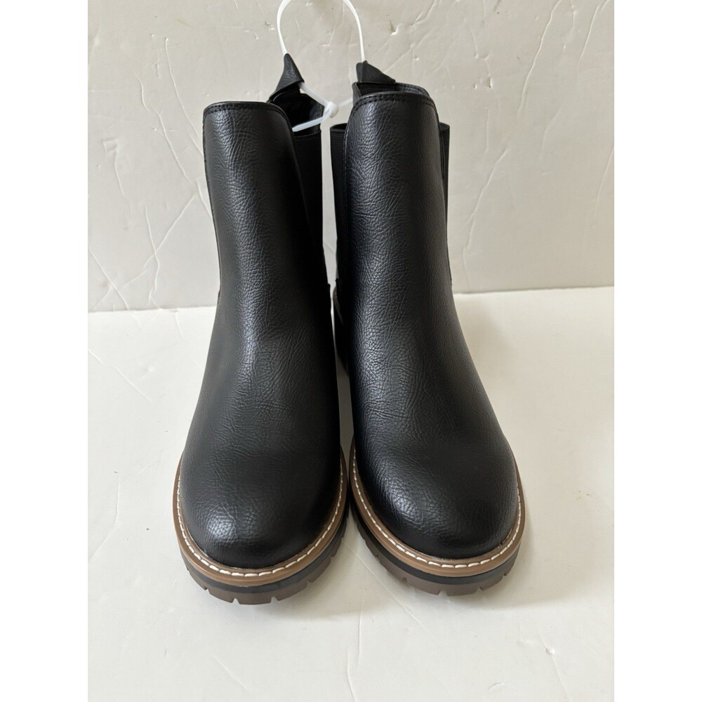 Kensie women's booties black size 8.5 M LEATHER CHELSEA BOOTIES ROUND TOE